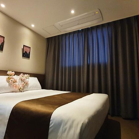 Grandmillions Hotel Seogwipo Esterno foto