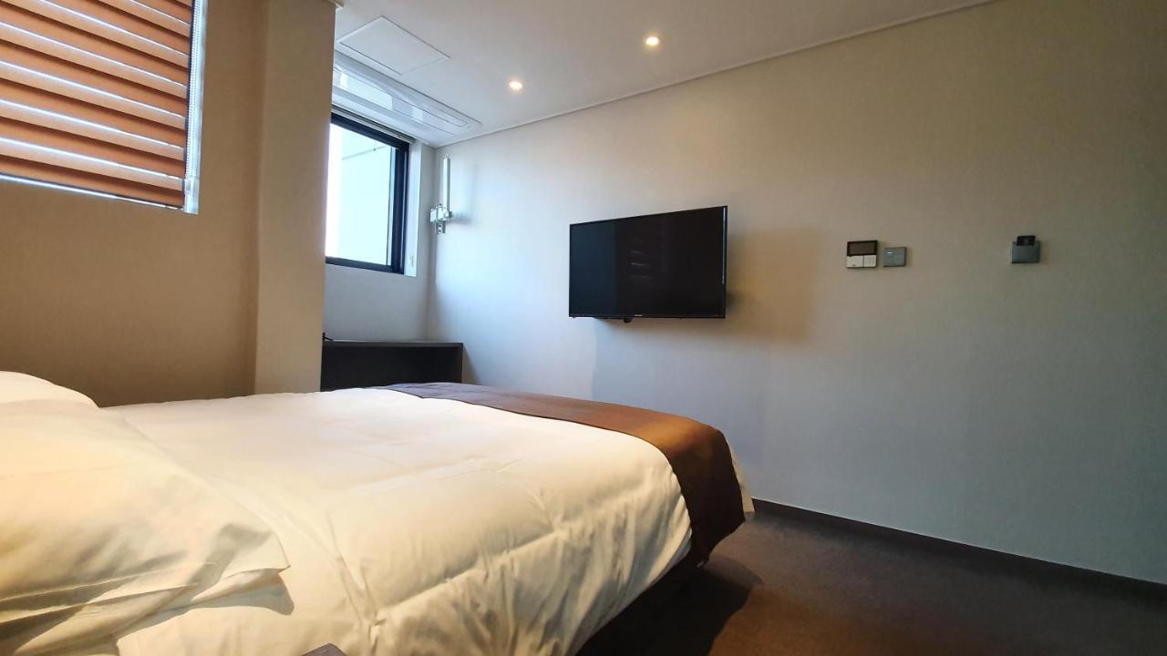 Grandmillions Hotel Seogwipo Esterno foto