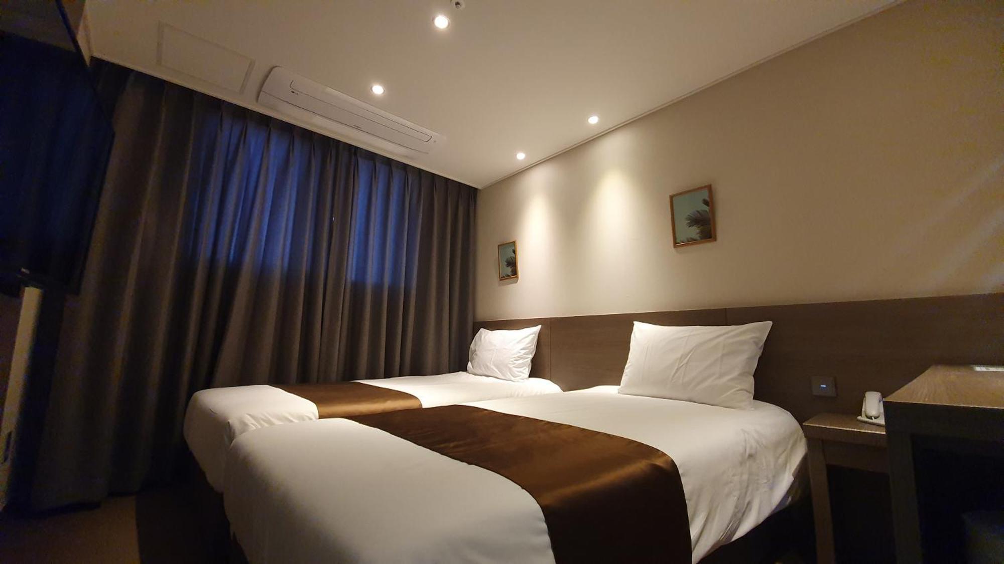 Grandmillions Hotel Seogwipo Esterno foto