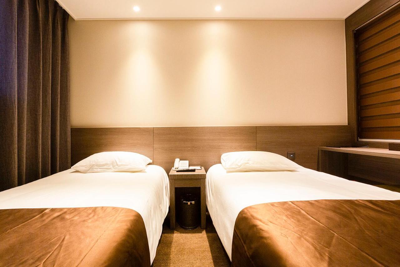 Grandmillions Hotel Seogwipo Esterno foto