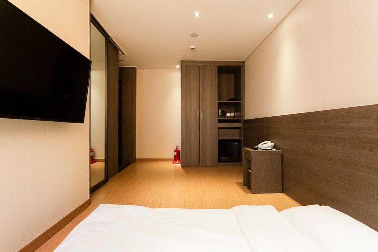 Grandmillions Hotel Seogwipo Esterno foto