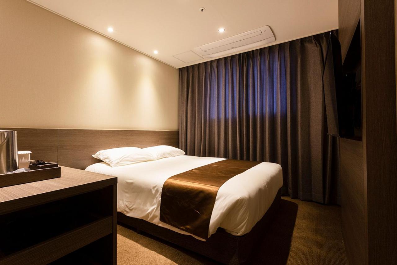Grandmillions Hotel Seogwipo Esterno foto