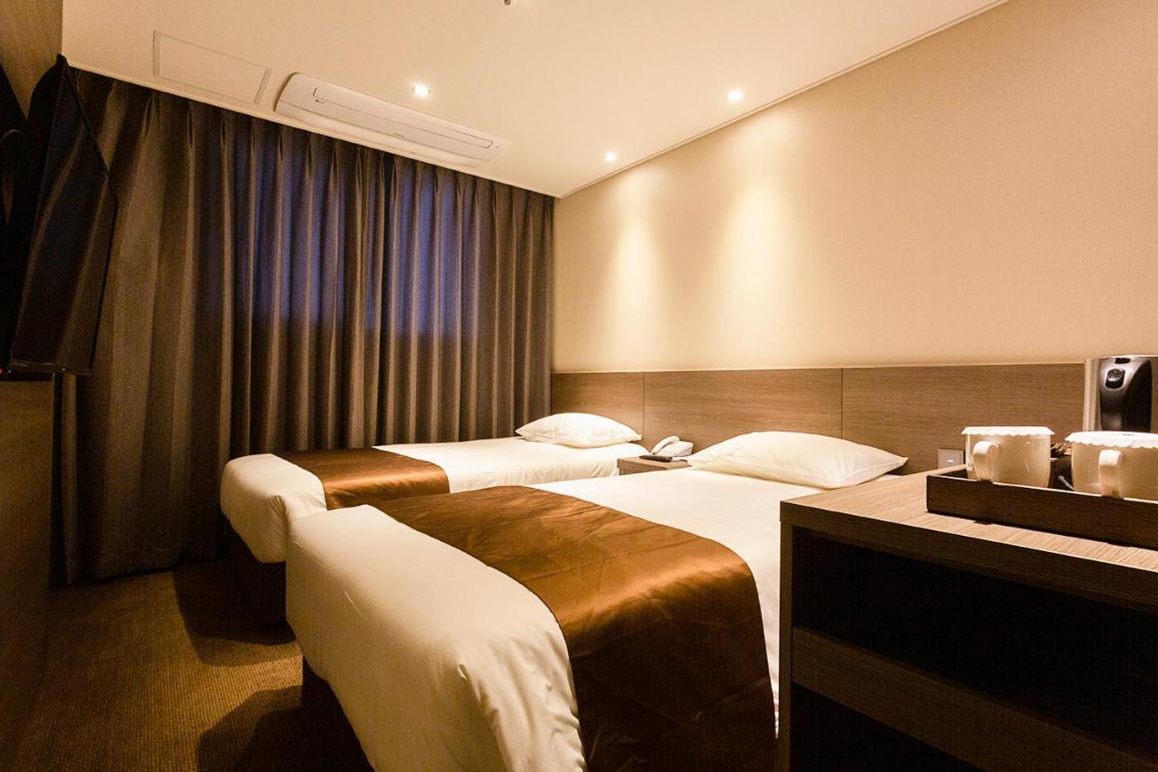 Grandmillions Hotel Seogwipo Esterno foto